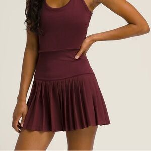 Wilson Midtown Tennis Skirt - Size SMALL - Port Color